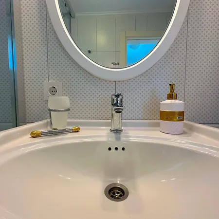 Evalacati - Harnup- Detached House With Private Pool And Garden *