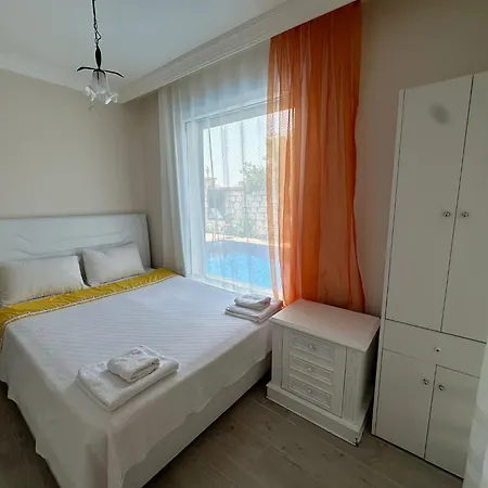 Evalacati - Harnup- Detached House With Private Pool And Garden Villa Alaçatı