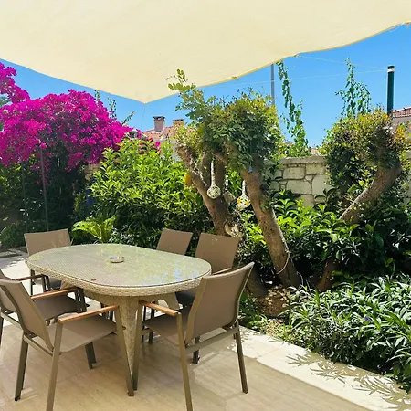 Evalacati - Harnup- Summer Breeze With Private Pool And Garden Alaçatı