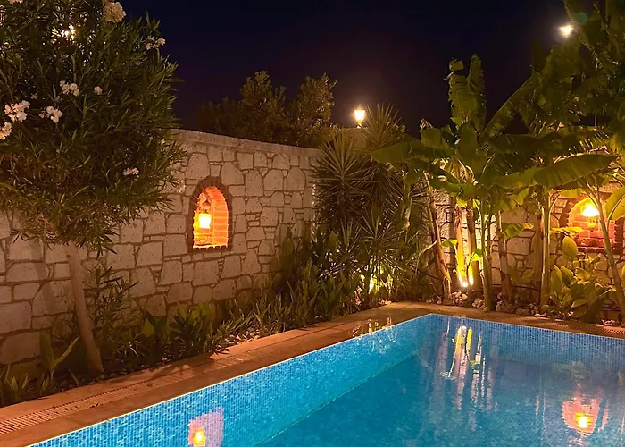 Evalacati - Villa Harnup- Tamamen Müstakil Villa * Alaçatı