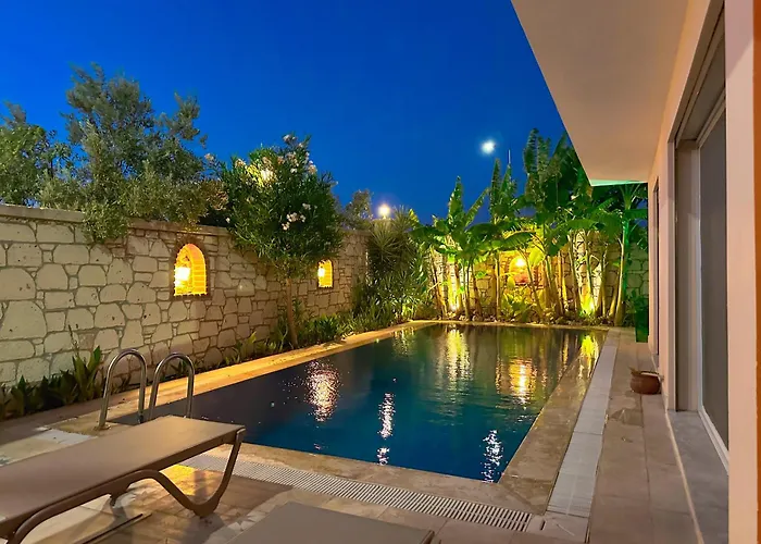 Villa Evalacati - Villa Harnup- Tamamen Müstakil Villa Alaçatı